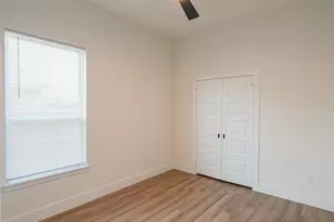 4307 Jamaica St, Dallas, TX 75210 - Photo 9