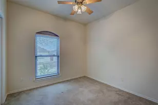 6911 Gold St, Greenville, TX 75402 - Photo 33