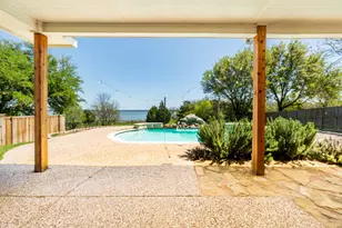 4102 Stone Haven Dr, Garland, TX 75043 - Photo 3