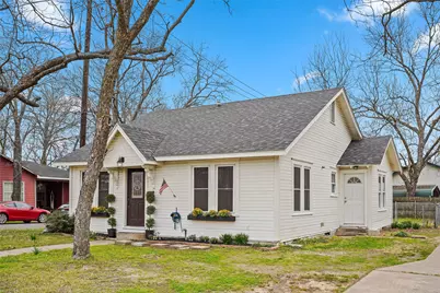 304 Texas Street, Sulphur Springs, TX 75482 - Photo 3