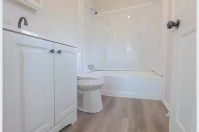 1704 Ethel Avenue #B, Waco, TX 76707 - Photo 17
