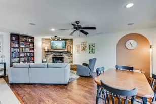 5209 Baker, The Colony, TX 75056 - Photo 7