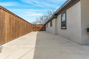 4017 Tejas Trail, Lake Worth, TX 76135 - Photo 5