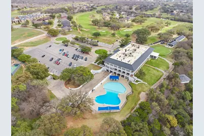 2161 E Landings N, Granbury, TX 76049 - Photo 17