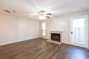 1614 Pecan Chase Cir, Arlington, TX 76012 - Photo 3