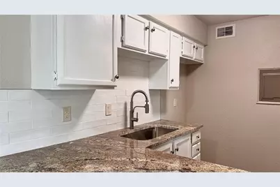 1614 Pecan Chase Circle #59, Arlington, TX 76012 - Photo 1
