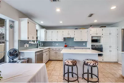 2521 Classic Court W, Bedford, TX 76021 - Photo 11