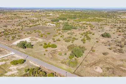 121 Gilmore Court, Lipan, TX 76462 - Photo 7