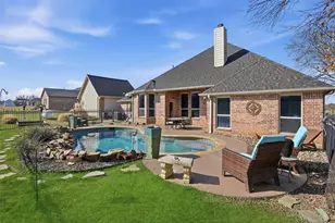 212 Green Meadow Ct, Gunter, TX 75058 - Photo 37