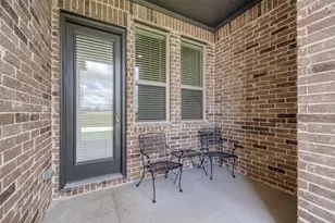 7119 Buchanan Dr, Grand Prairie, TX 75054 - Photo 23