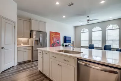 7119 Buchanan Drive, Grand Prairie, TX 75054 - Photo 11