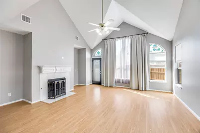 300 Parkhurst Lane, Allen, TX 75013 - Photo 5