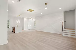 1902 Homeland St, Dallas, TX 75212 - Photo 9