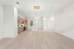 1902 Homeland St, Dallas, TX 75212 - Photo 5