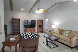 2007 Shenandoah Dr, Carrollton, TX 75007 - Photo 13