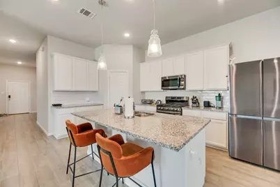 8900 Bronze Meadow Drive, Fort Worth, TX 76131 - Photo 5