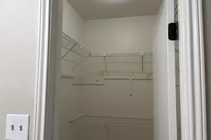 610 Canterbury St, Euless, TX 76039 - Photo 11