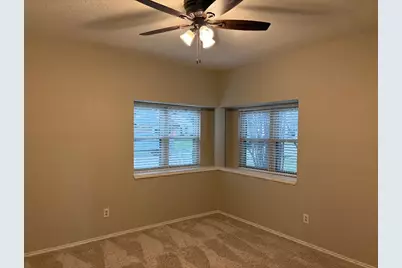 610 Canterbury Street, Euless, TX 76039 - Photo 7