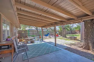 709 Hurstview Dr, Hurst, TX 76053 - Photo 21