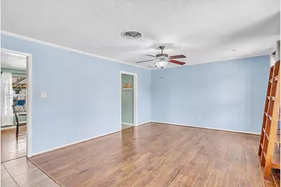 709 Hurstview Drive, Hurst, TX 76053 - Photo 17