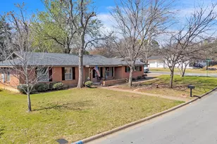 709 Hurstview Dr, Hurst, TX 76053 - Photo 1