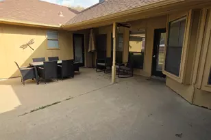1806 Hogan Ln, Mt Pleasant, TX 75455 - Photo 9