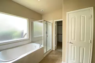 10908 Middleglen Rd, Fort Worth, TX 76052 - Photo 11