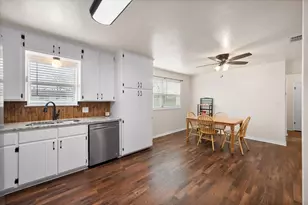 729 SW Sunnybrook Dr, Burleson, TX 76028 - Photo 9