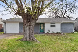 729 SW Sunnybrook Dr, Burleson, TX 76028 - Photo 3