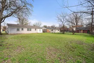 729 SW Sunnybrook Dr, Burleson, TX 76028 - Photo 27