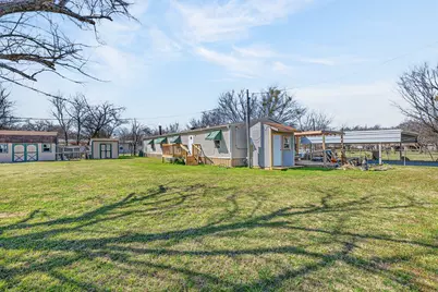 811 SW 21st Street, Mineral Wells, TX 76067 - Photo 3