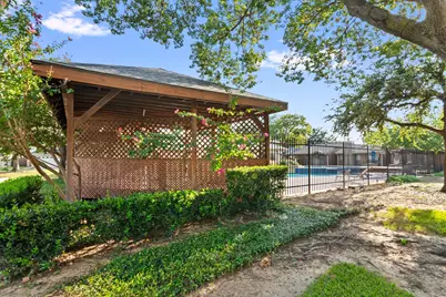 2116 Cottage Oak Lane, Colleyville, TX 76034 - Photo 31