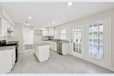 4417 Cabot Drive, Grand Prairie, TX 75052 - Photo 19