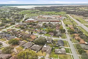 433 Overcrest Dr, Benbrook, TX 76126 - Photo 37