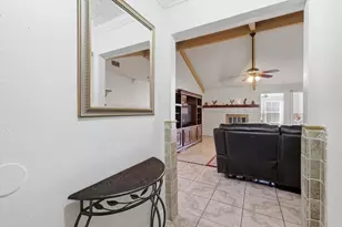 433 Overcrest Dr, Benbrook, TX 76126 - Photo 5