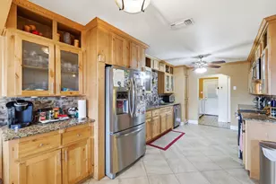 433 Overcrest Dr, Benbrook, TX 76126 - Photo 13