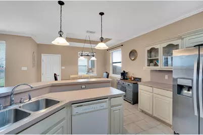 1305 Louise Lane, Ennis, TX 75119 - Photo 11