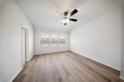 6000 Meadowglen Drive, Denton, TX 76226 - Photo 15