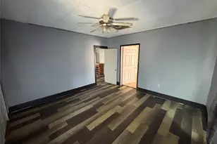 822 N Robinson St, Cleburne, TX 76031 - Photo 5