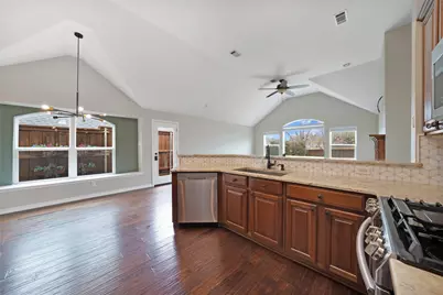 7105 Bryce Canyon Drive, McKinney, TX 75072 - Photo 15