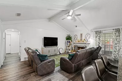 1806 Briar Meadow Drive, Arlington, TX 76014 - Photo 5