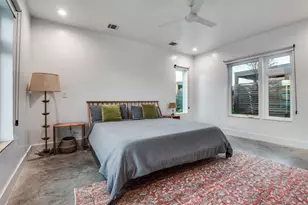 1021 Nomas St, Dallas, TX 75212 - Photo 15