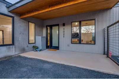 1021 Nomas Street, Dallas, TX 75212 - Photo 3