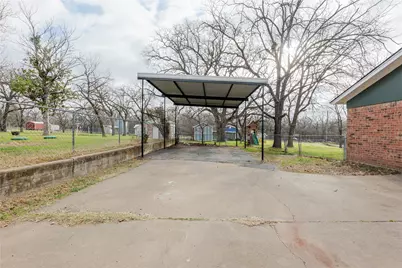 208 Yucca Drive, Weatherford, TX 76087 - Photo 3