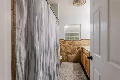 208 Yucca Drive, Weatherford, TX 76087 - Photo 17