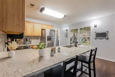 208 Yucca Drive, Weatherford, TX 76087 - Photo 5