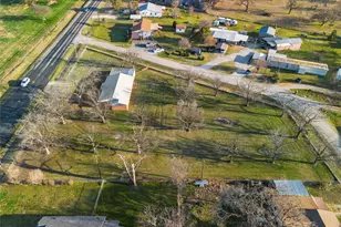 508 Fannin St, Millsap, TX 76066 - Photo 25