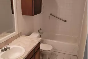 518 Jordan Ln, Arlington, TX 76012 - Photo 11