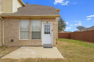 3945 Luke Ln, Carrollton, TX 75007 - Photo 33