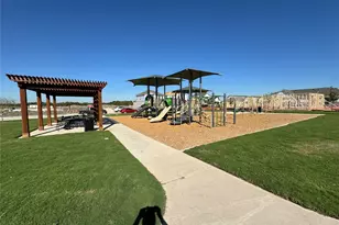 2522 Midfield Wy, Princeton, TX 75407 - Photo 3